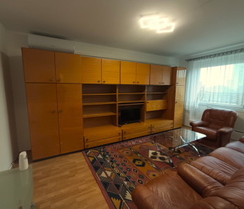 Zója utcában kiadó 2 szobás lakás